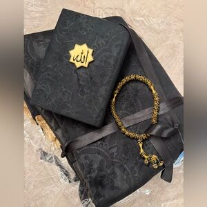 Brand New Black Quran Gift Set – Prayer Mat, Quran & Tasbih (Ready to Gift)